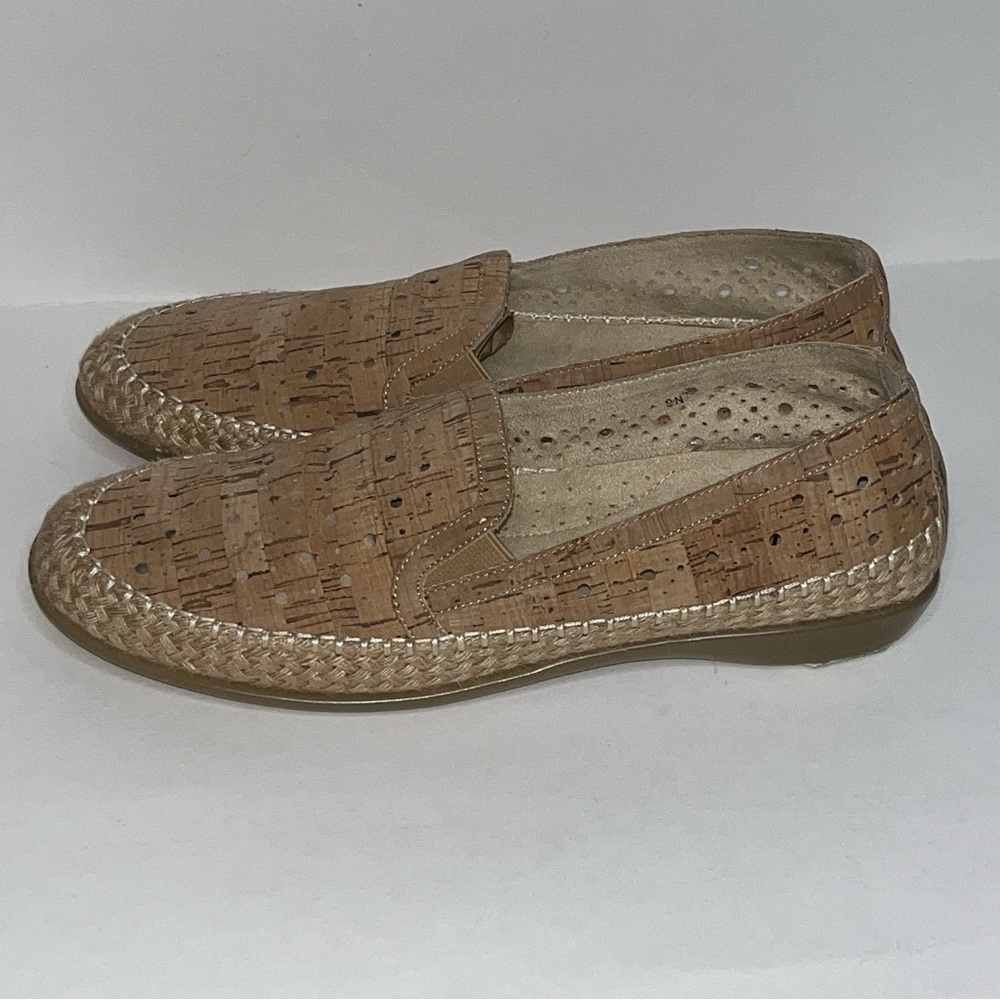 Vaneli Cork and Tan Espadrilles - Picture 5 of 8